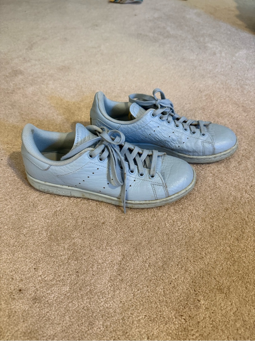 adidas Women's Pastel Blue Leather Low-Top Sneakers